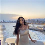 Profesora da clases de las materias que pone, online o presencial